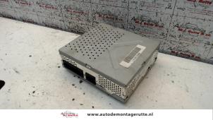 O110160 Gebruikte radio versterker Mercedes E-Klasse