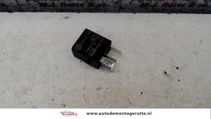 O104946 Gebruikte relais Mercedes E-Klasse