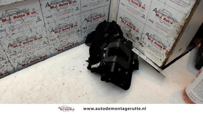 Gebruikte Deurslot Mechaniek 4Deurs links-voor Ford S-Max O82850