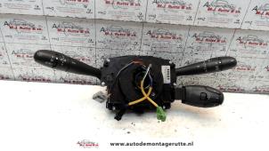 O102979 Gebruikte licht + raw schakelaar Peugeot 207