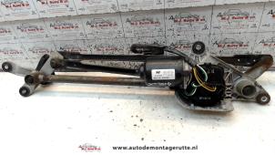 O118821 Gebruikte ruitenwismotor+mechaniek Hyundai H300