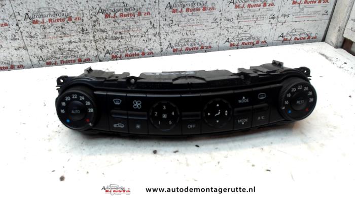 Gebruikte Chaufage Bedieningspaneel Mercedes E-Klasse O100087