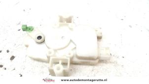 O90737 Gebruikte motor centrale deurvergrendeling Mitsubishi Lancer