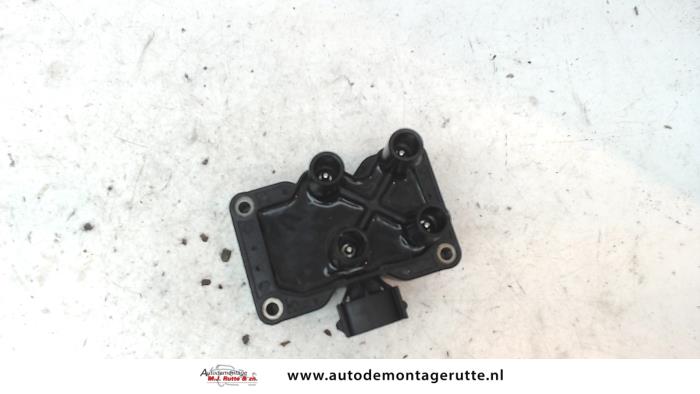 Bobine van een Ford Focus 1 2.0 16V 1999