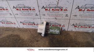 O130566 Gebruikte kachel weerstand Ford Focus