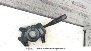 O103607 Gebruikte schakelaar ruitenwisser Landrover Freelander