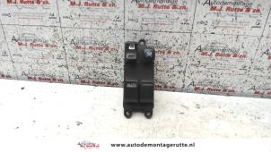 O109013 Gebruikte schakelblok ruiten Nissan Almera