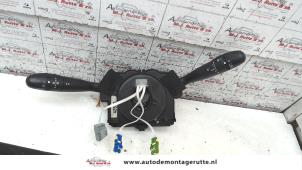 O102895 Gebruikte licht + raw schakelaar Peugeot 206