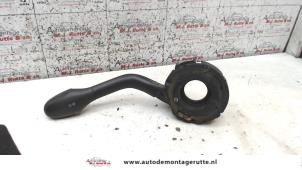 O101684 Gebruikte pinker schakelaar Volkswagen Transporter