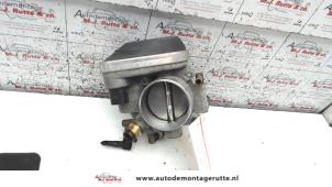 O122428 Gebruikte gasklephuis Opel Astra