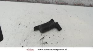 O115734 Gebruikte ruitensproeierpomp voor Toyota Aygo