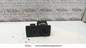 O101302 Gebruikte schakelaar licht Skoda Fabia