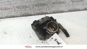 O122395 Gebruikte gasklephuis Opel Tigra