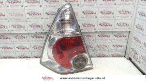 O94091 Gebruikte achterlicht links Daihatsu Young RV