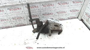 O132078 Gebruikte remklauw (tang) rechts-achter Hyundai Coupe