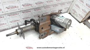 O112759 Gebruikte servo elektrisch Nissan Micra