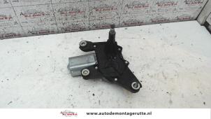O97019 Gebruikte ruitenwissermotor achter Nissan Micra