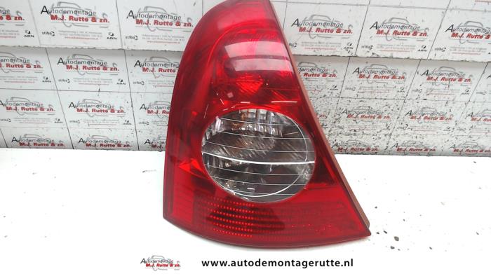 Gebruikte Achterlicht links Renault Clio O93795