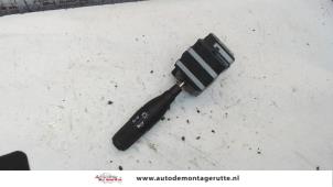 O101992 Gebruikte knipperlicht schakelaar Renault Clio