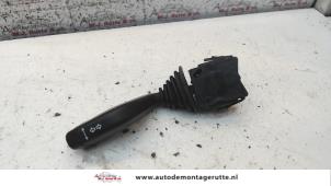 O101564 Gebruikte richtingaanwijzer schakelaar Opel Tigra