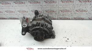 O124242 Gebruikte dynamo Mazda 2.