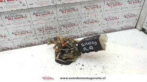O84044 Gebruikte portierslot mechaniek 4deurs rechts-achter Saab 9-3