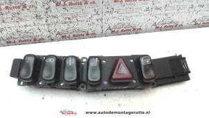 O104035 Gebruikte paniekverlichtings schakelaar Mercedes S-Klasse