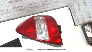 Gebruikte Achterlicht rechts Honda Jazz (GD/GE2/GE3) 1.3 i-Dsi Prijs op aanvraag aangeboden door Autodemontage M.J. Rutte B.V.