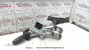 O114137 Gebruikte sleutel+contactslot Fiat Punto Grande