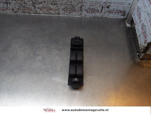 O559 Gebruikte schakelblok ruiten Mazda 6.