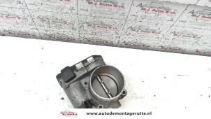 O122730 Gebruikte gasklephuis Alfa Romeo GT