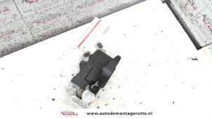 O82670 Gebruikte portierslot mechaniek 2deurs rechts Alfa Romeo GT