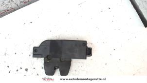 O91812 Gebruikte achterklep slotmechaniek Citroen Picasso