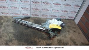 O78536 Gebruikte raammechaniek 4deurs links-voor Toyota Avensis