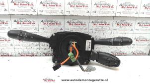 Gebruikte Combischakelaar Stuurkolom Peugeot 407 SW (6E) 1.8 16V Prijs € 50,00 Margeregeling aangeboden door Autodemontage M.J. Rutte B.V.