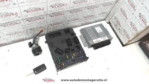 O113844 Gebruikte contactslot + computer Peugeot 407