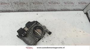 O122425 Gebruikte gasklephuis Opel Astra