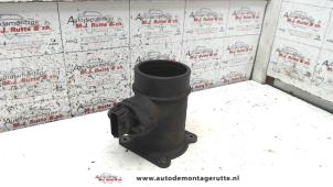 O116567 Gebruikte luchthoeveelheidsmeter Nissan Almera Tino
