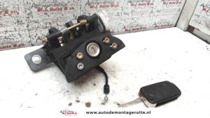 Gebruikte Slot Cilinder achter Fiat Punto Evo (199) 1.3 JTD Multijet 85 16V Prijs op aanvraag aangeboden door Autodemontage M.J. Rutte B.V.
