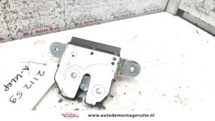 Gebruikte Slotmechaniek Achterklep Fiat Punto Evo (199) 1.3 JTD Multijet 85 16V Prijs op aanvraag aangeboden door Autodemontage M.J. Rutte B.V.