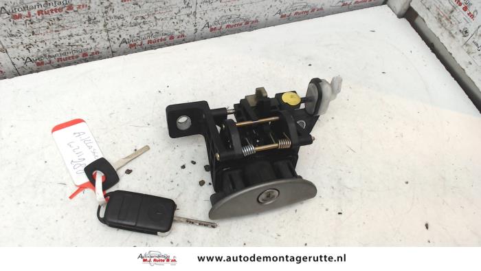 Cilinderslot achter van een Mercedes-Benz A (W168) 1.4 A-140 2004