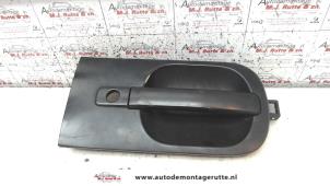 O80700 Gebruikte portiergreep 2deurs rechts Hyundai H300