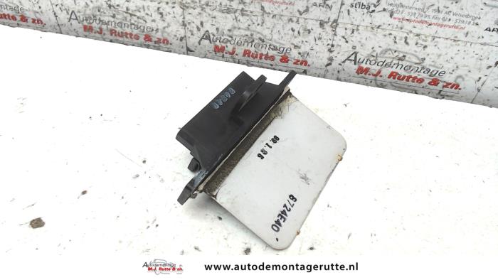 Gebruikte Kachel Weerstand Nissan Primera O130959