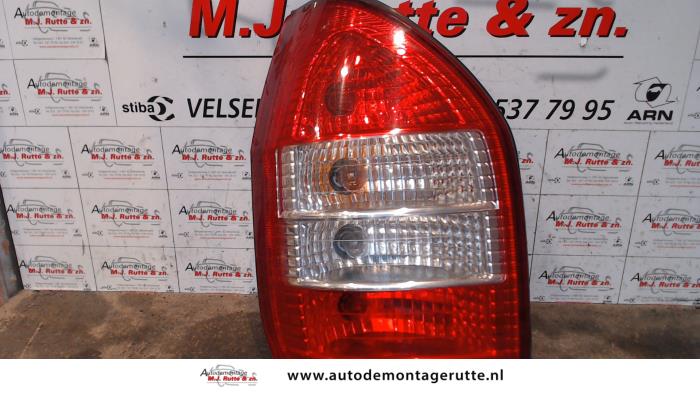 Gebruikte Achterlicht links Opel Zafira O92855