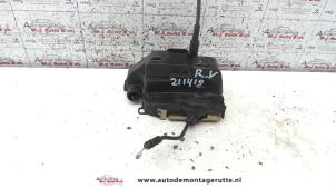O83757 Gebruikte slotmechaniek portier 4deurs rechts-voor Renault Scenic