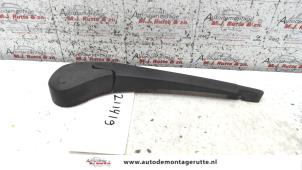 O97682 Gebruikte ruitenwisserarm achter Renault Scenic