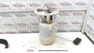O120919 Gebruikte tank element pomp Renault Scenic