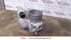 O123217 Gebruikte gasklephuis Renault Megane