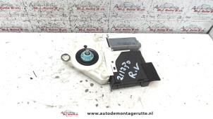 O90032 Gebruikte motor electrisch raam Volkswagen Passat
