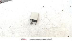 O105306 Gebruikte relais Volkswagen Passat